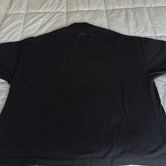 Fear of God Essentials Jet Black T-Shirt - Picture 3 of 4